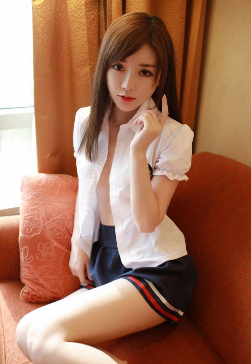 校园女神美乳酥胸宾馆室内走光性感诱惑写真[30P]