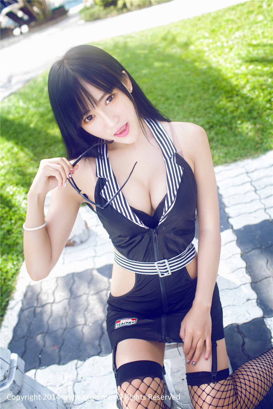 你喜欢戴眼镜吗[23P]