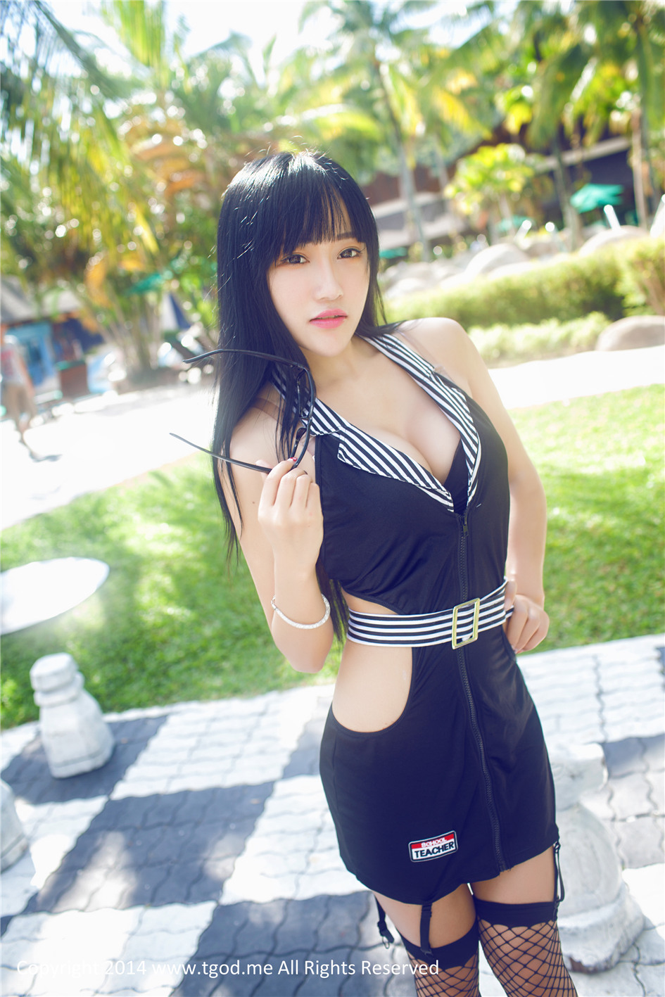 你喜欢戴眼镜吗[23P]