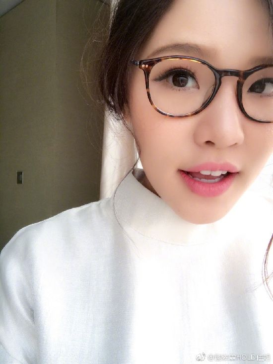 阿娇张馨予郑嘉颖......盘点2018年娱乐圈结婚的明星都有谁-