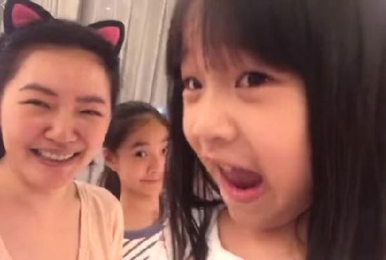 小S女儿语出惊人 网友：可以C位出道了