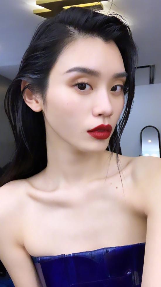 奚梦瑶否认是窦骁前女友：彻头彻尾的同事关系