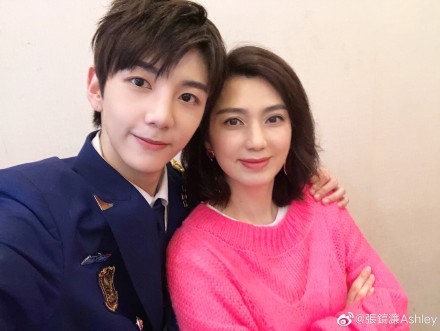 洪欣儿子张镐濂深情表白妈妈：请一定要幸福快乐