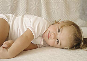 宝宝摸小弟弟 妈妈别着急