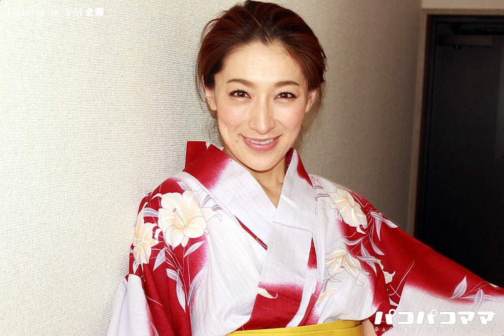 喜欢玩刺激的松本着和服在户外露出后回家和情人啪啪啪