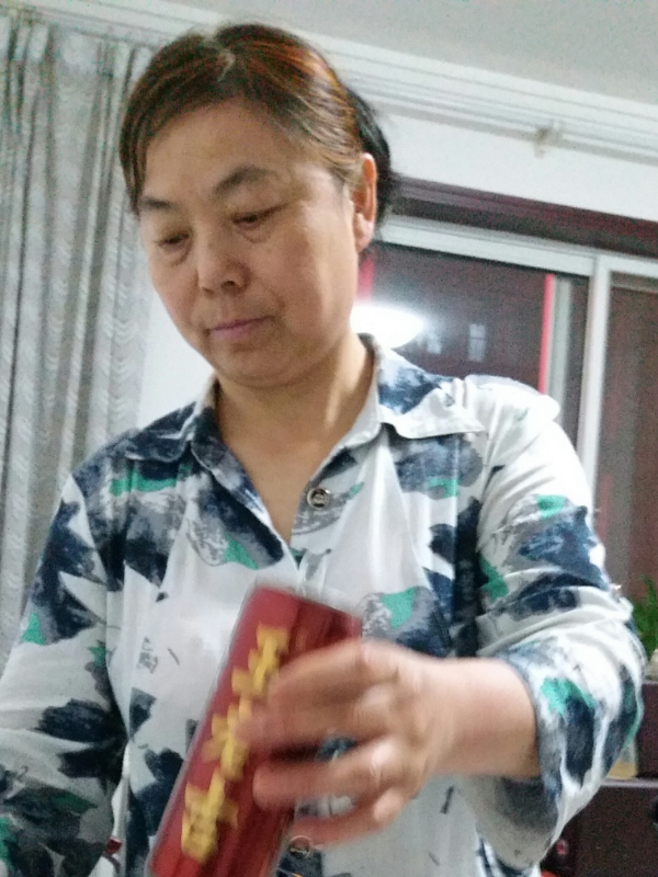 老女人为我赶走吃软饭的病夫