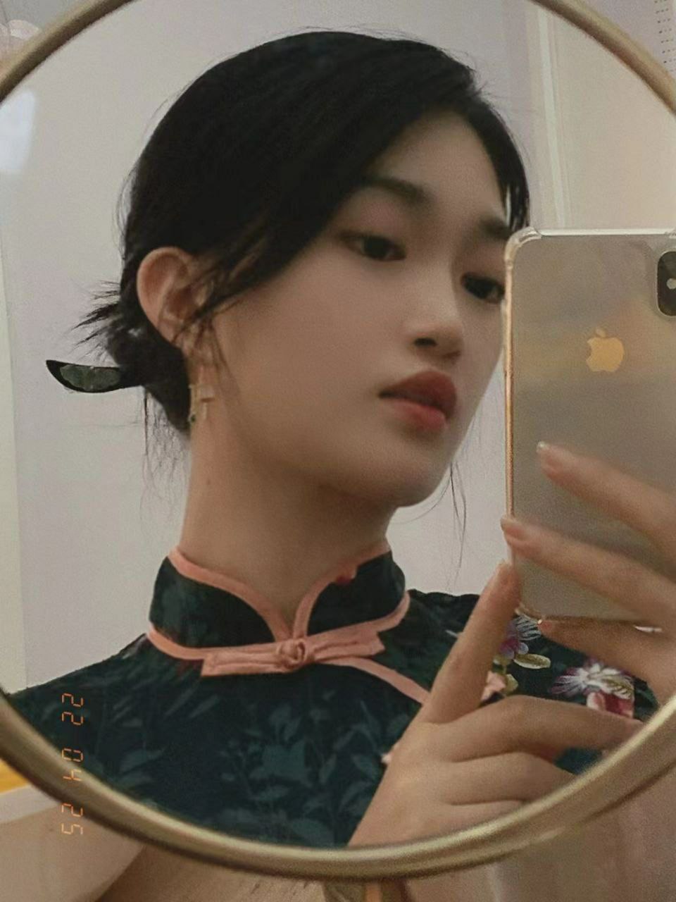 谁能对她说不？