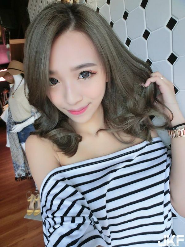 曾念花开南超可爱正妹！就算戴了牙套依旧动人