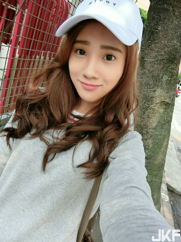 郭彦如可爱甜美学生妹快被电死啦！