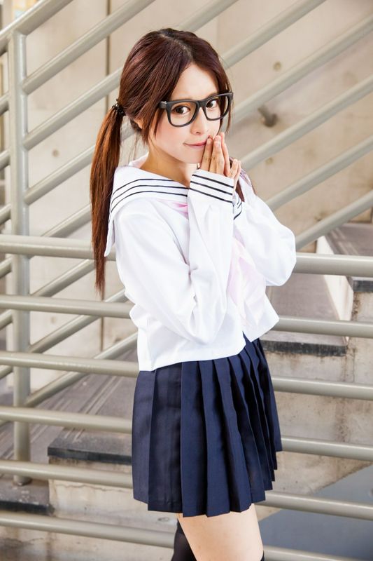 台湾美女张齐郡JULIE长筒袜校服少女