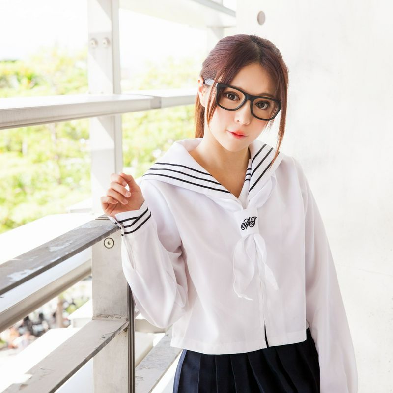 台湾美女张齐郡JULIE长筒袜校服少女