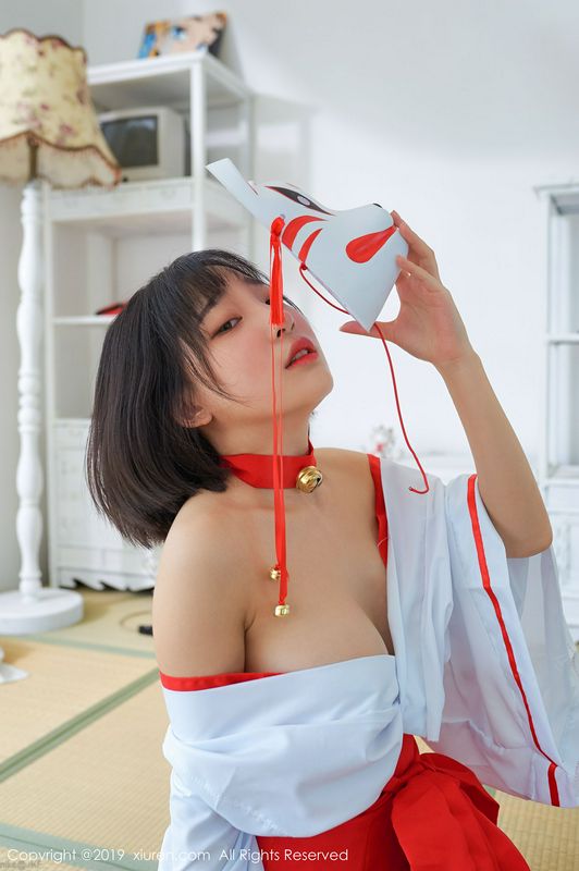 小清新含苞待放稚嫩感让人好想拥入怀中卿卿