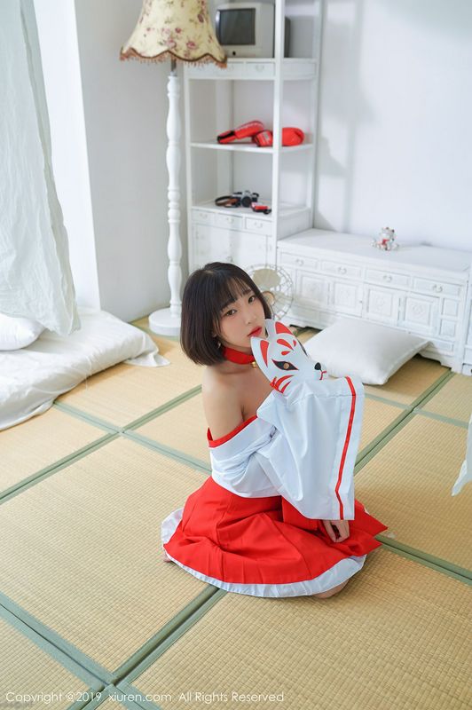 小清新含苞待放稚嫩感让人好想拥入怀中卿卿