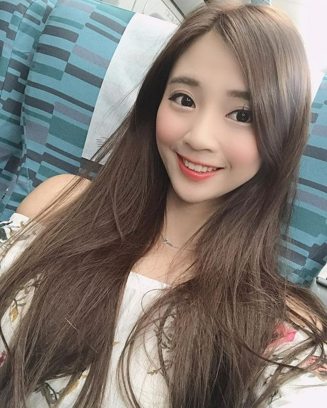 薛小凉饱满大肉包让人移不开眼