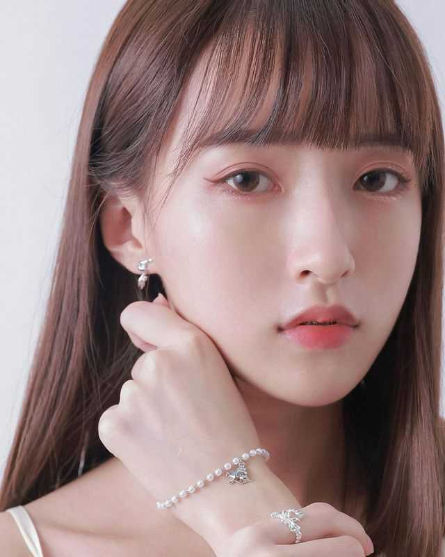 女教师——高考前的生活-【2023年11月最新】