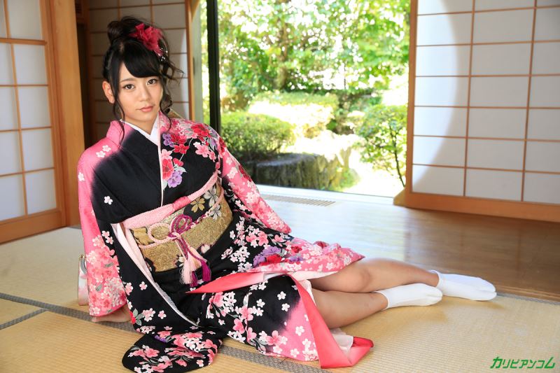 丰满G杯女孩