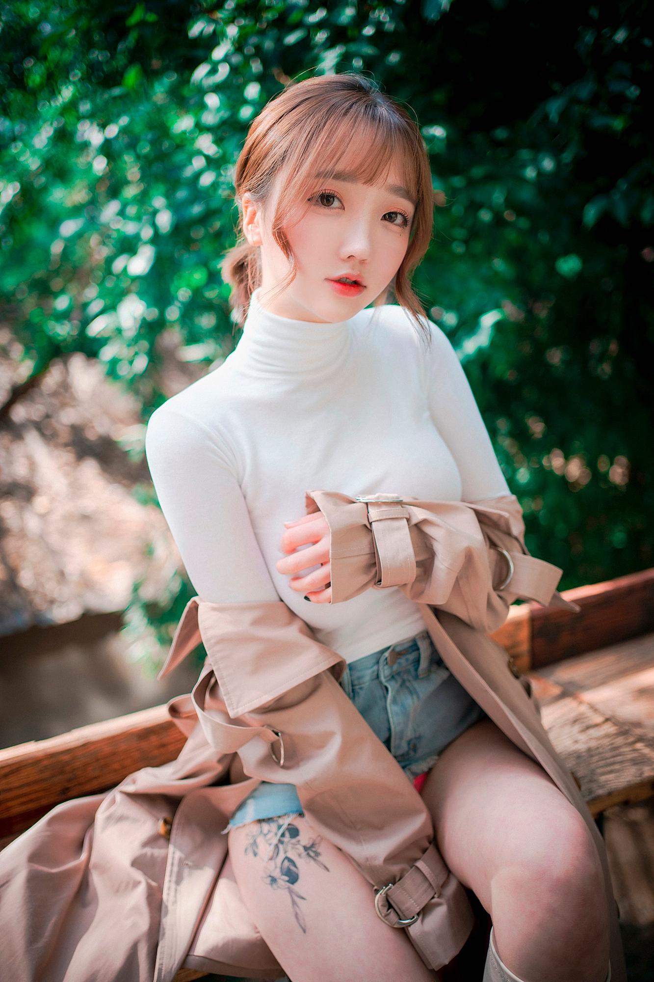 欲超迷人小姐姐