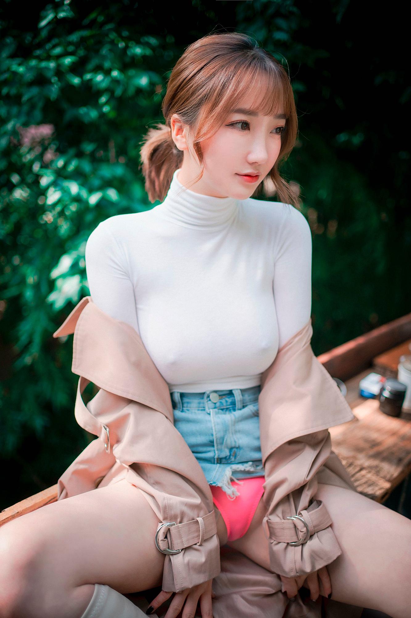 欲超迷人小姐姐