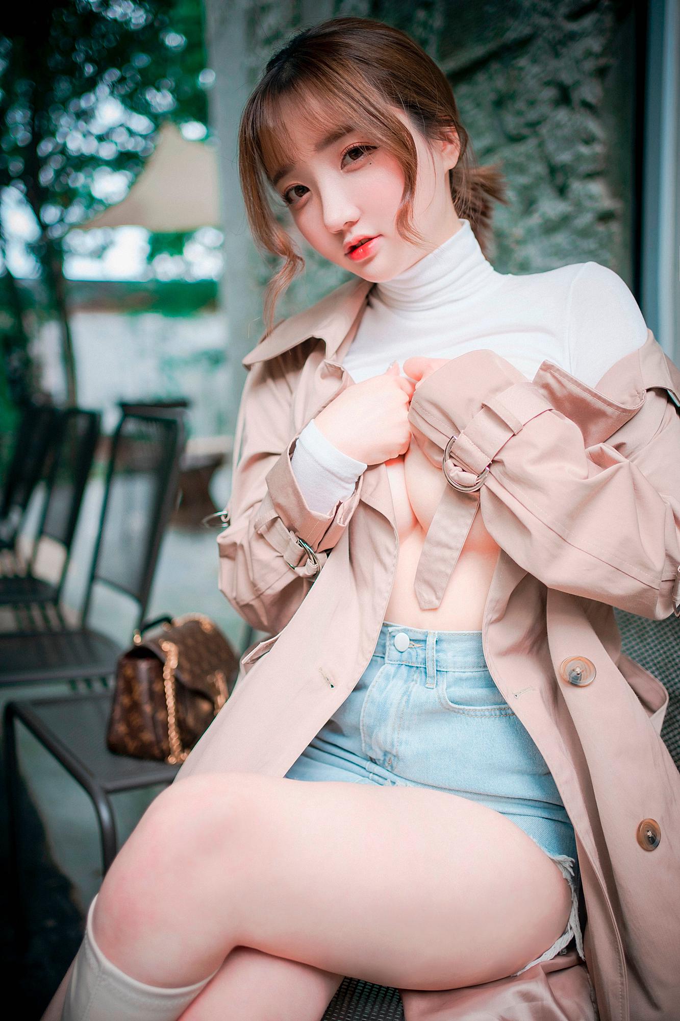 欲超迷人小姐姐