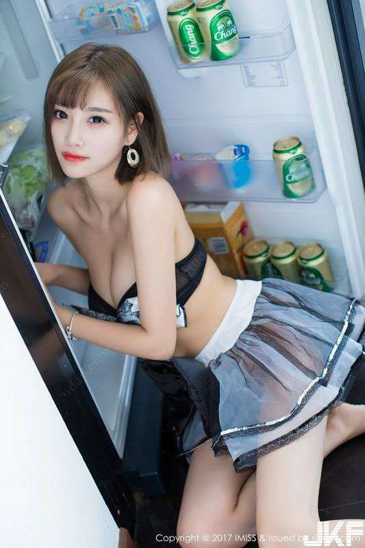 当龟头插进姐姐下体-【2023年12月更新】