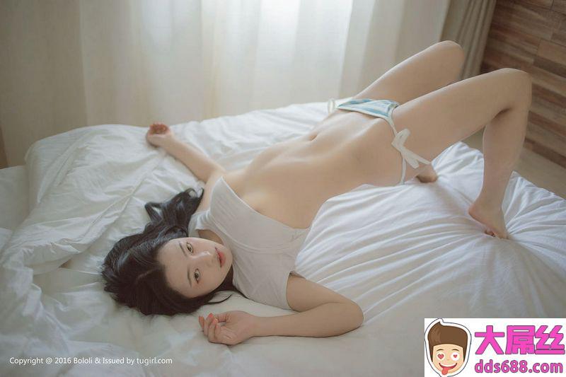 蓝白诱惑苗萝酱
