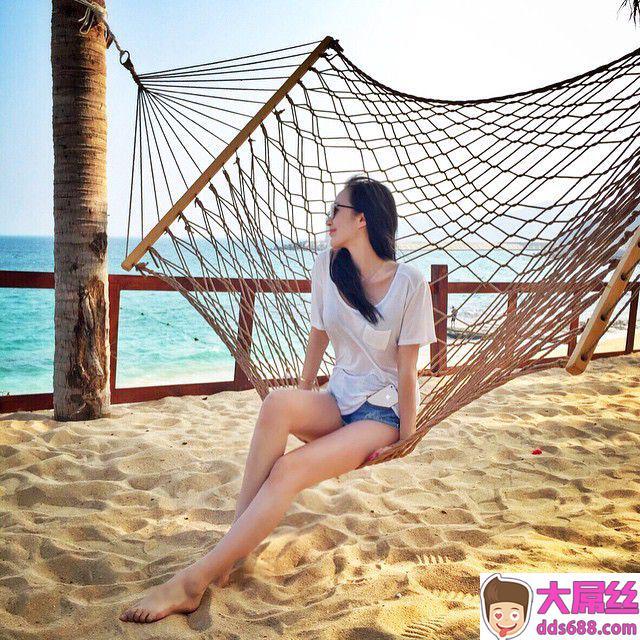 Misselvayy令人羡慕E奶翘臀白皙美腿正妹