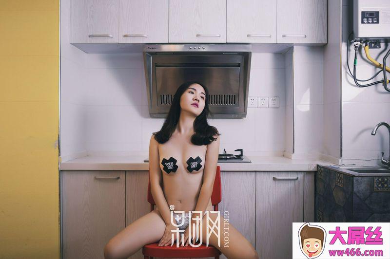 Girlt果团网匿名No.101针织网杉搭配牛仔短裤人体摄影写真