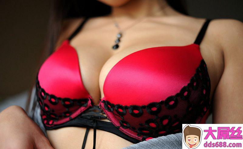 男を勃たせる…诱惑するえっちなお姉さんのエロ画像Vol.89