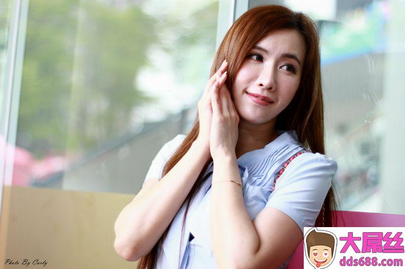 美腿番外篇系列长腿美模DoraOL黑丝高跟美腿旅拍