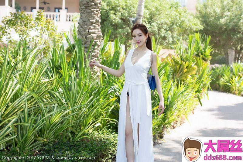 女神土肥圆矮挫穷高叉礼服完美曲线