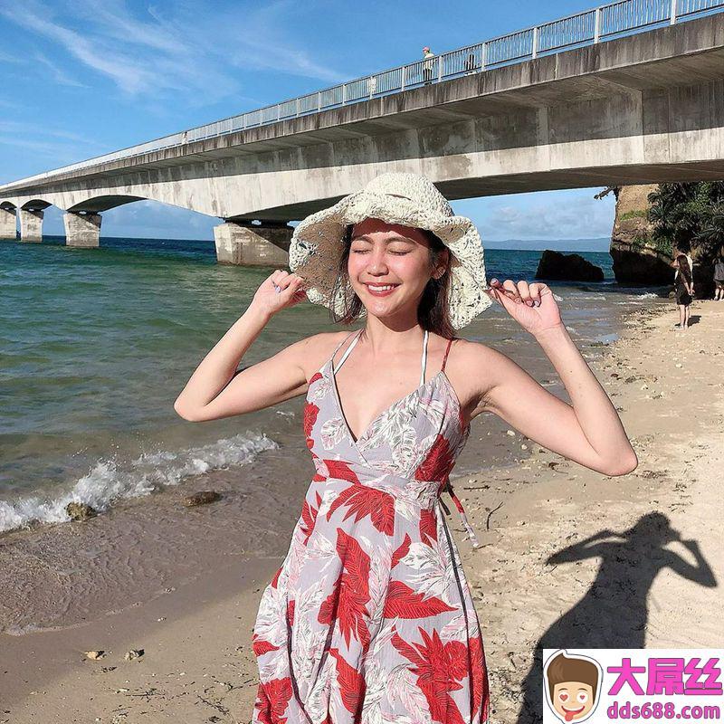 AnIAi火辣比基尼大解放超圆润美尻狂泄：身材超优