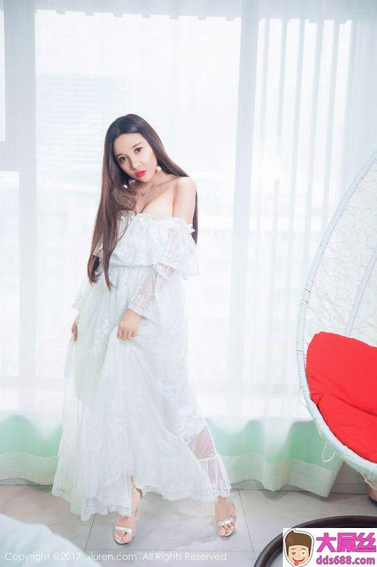 千娇百媚李梓熙洁白婚纱美不胜收
