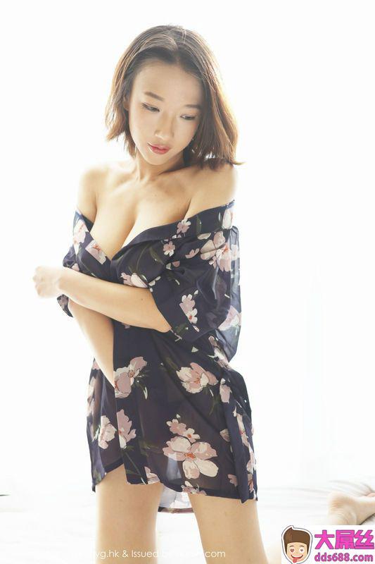 性感模特栗子Riz韵味旗袍妩媚和服