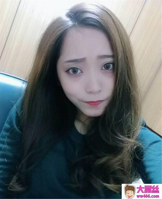 超级美女手机泄密口交啪啪.最喜欢她那肥臀，内射爽歪歪