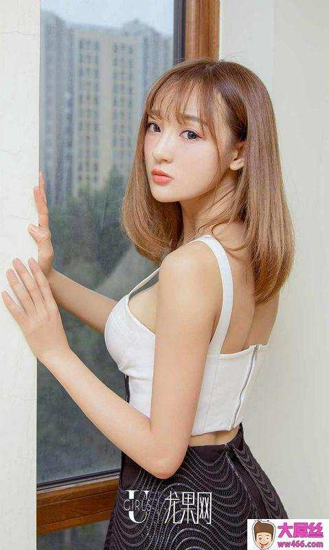 邻家少女的清纯诱惑