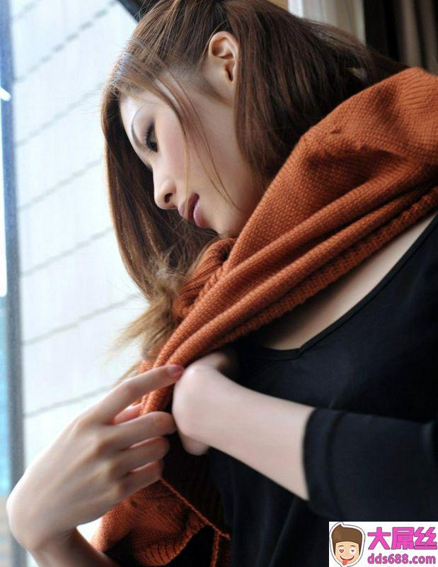体のラインがそそる美乳お姉さんをハメ撮り！