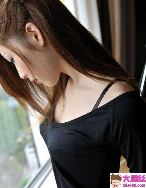 体のラインがそそる美乳お姉さんをハメ撮り！