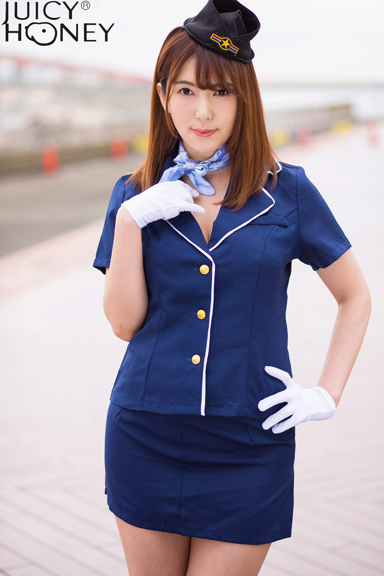 制服少妇真是纯欲极品[28P]