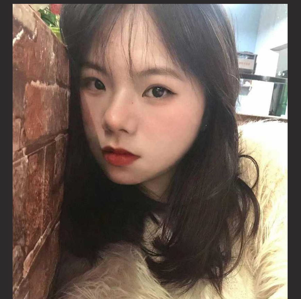 梅州叶塘中学刘梓焰 上高叁的清纯学生妹 巨乳翘臀身材傲人 私下也是个骚母狗 自拍揉奶勾引网友来干她