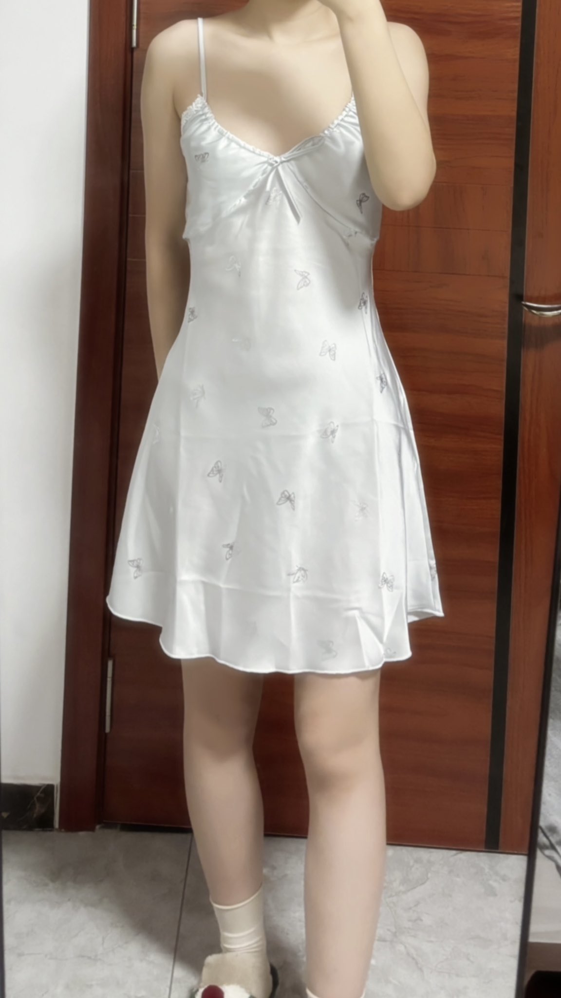 爱穿情趣内衣的学生妹