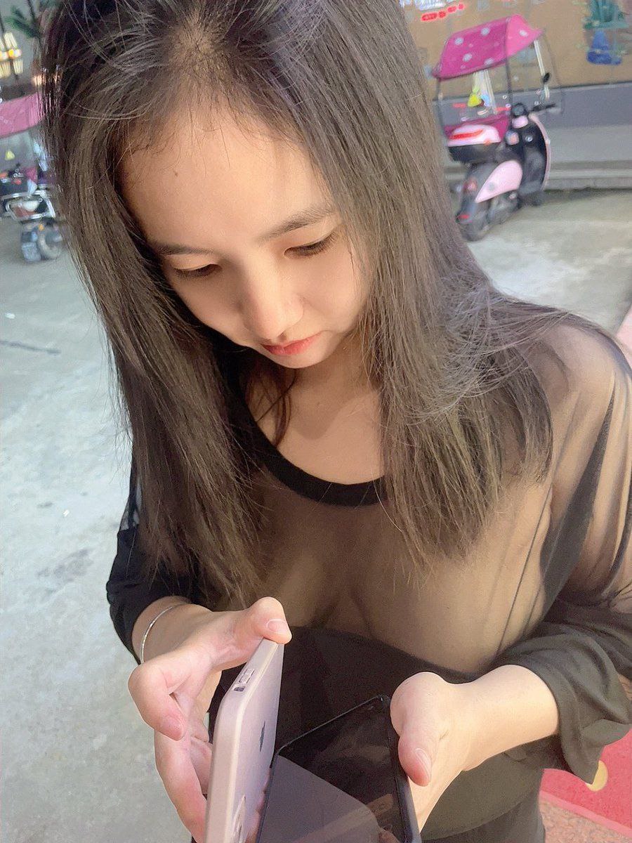 少妇爱露出 [13P]