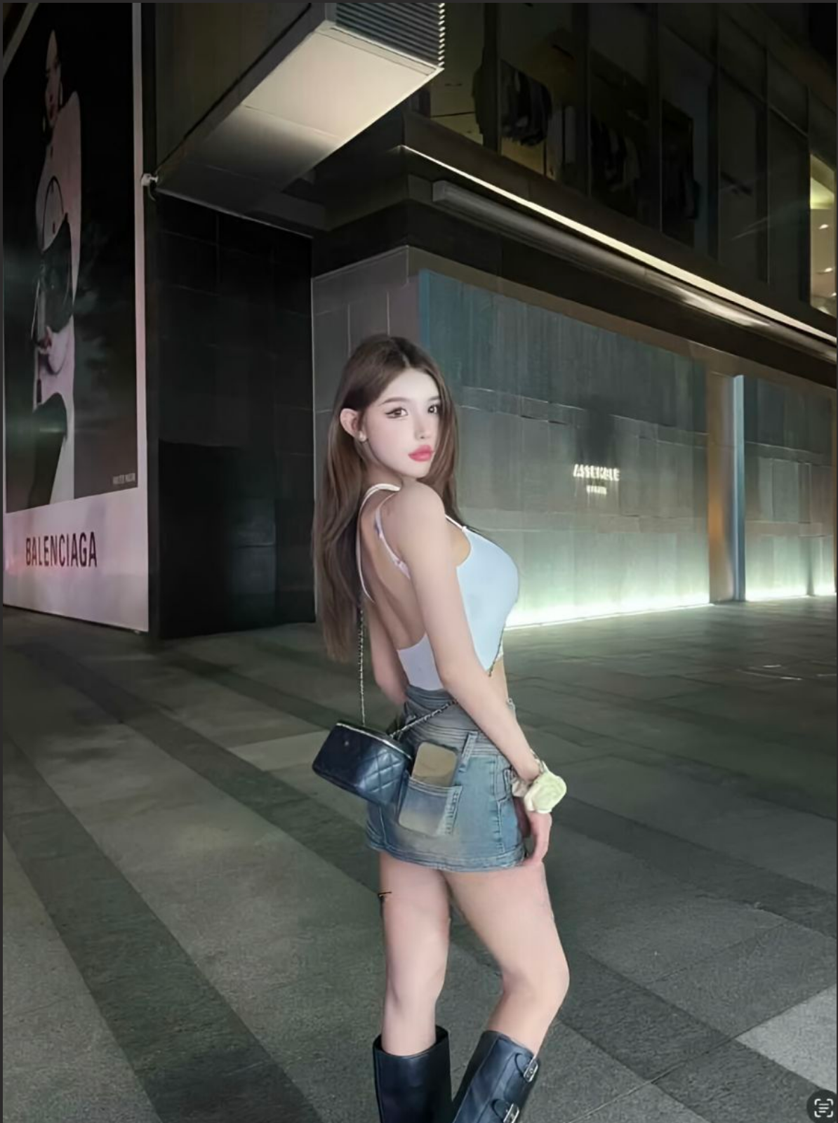 榜一大哥分享 苏州抖音女网红性爱视频 守护了这么久终于操到了 又嫩又配合 这钱值了